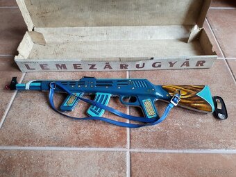 Stara hracka - Samopal z nasho detstva - 7