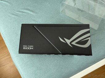 Asus ROG Thor 1600W PSU - 7