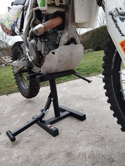 Kawasaki KLX450R Závodné Enduro - 7