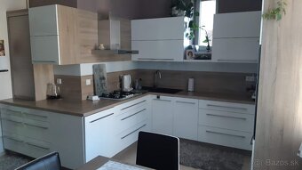 Luxusný 3 izbový 120m2 tehlový byt v centre - 7