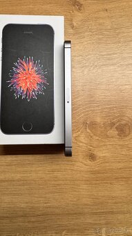 Predám Apple iPhone Space grey SE 2016 - 7
