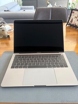 Macbook Pro 2016 13" - 7