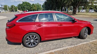 Hyundai i30 kombi 1.4 T-GDi Style (72000km), manuál - 7