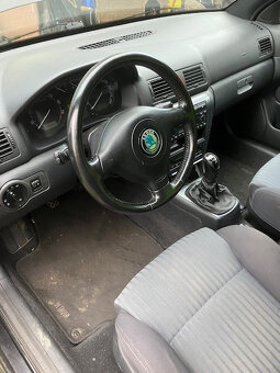 ŠKODA Octavia 1,6 benzín - 7