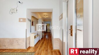 Rodinný dom s veľkým pozemkom 1779 m2 / Vaďovce pri Starej T - 7