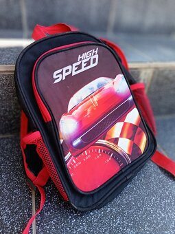 Predám hračky do piesku, autíčka,ruksak. - 7