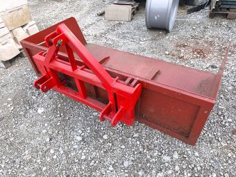 Transportný box na traktor Zetor - 7
