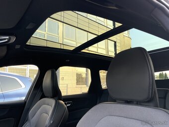 Volvo XC60 2.0 B4D mHEV AWD PLUS DARK PANORAMA HARMAN/KARDON - 7