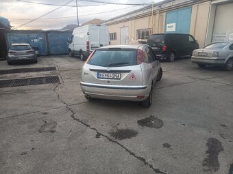 Predám Ford Fokus mk1 - 7