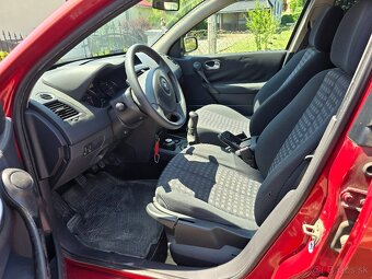 Predám Renault Megane 1.6 16V r.v.2007 - 7
