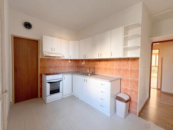 NA PREDAJ 3-izbový byt - Holíč, M. Nešpora - 7