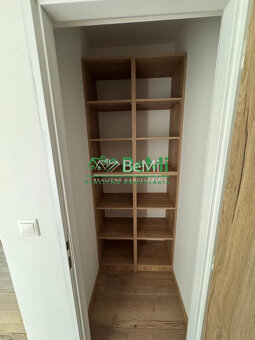 Priestranný 2-izbový byt v Mútnom - 7