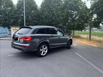 Audi Q7 3.0 TDI 245k quattro, r.v. 2014, 7 miest - 7
