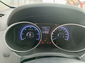 Predám Hyundai ix35 1.7 CRDi STYLE - 7
