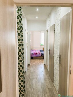 dispozične výborne riešený 2izbový byt, čiastočná rekonštruk - 7