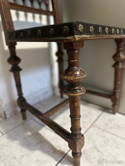 Historická drevená stolička - 7