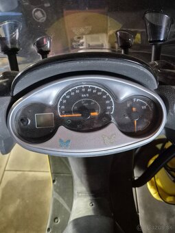 Yamaha Majesty 125 - 7