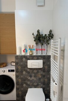 Na predaj - moderný zrekonštruovaný 2 izbový byt, Bratislava - 7