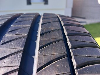Dvojrozmer 275/40 r19 a 245/45 r19 michelin - 7