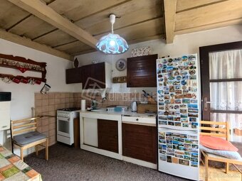 Na predaj slnečný pozemok /807m2/ so starším domom - … - 7