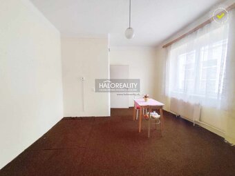 HALO reality - Predaj, komerčný objekt Pukanec, s bytovou je - 7
