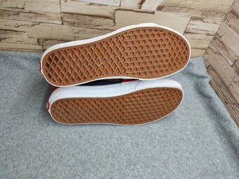 Vans 40,5 - kožené tenisky Marvel - 7