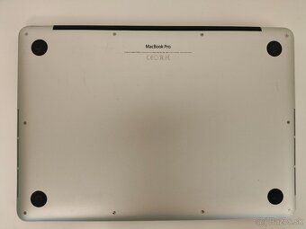MacBook Pro 2015 13" | i5 • 8GB • 256GB SSD - 7