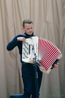Harmonikár, Akordeonista, Oprava akordeónu - 7