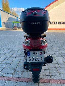 skúter Motorro Longjia Maxi 125 cm³ – rok 2017 - 7