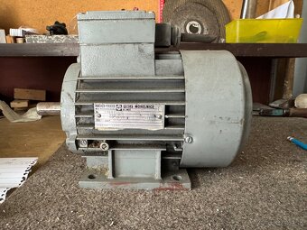 Predam elektromotory 2,2kW a 550w - 7