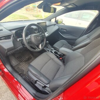 Predam TOYOTU COROLLU TUNING SPORT 1.8 HYBRID 122 ke-CVT - 7