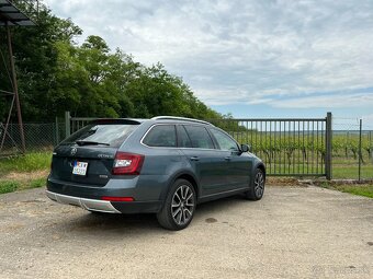 Škoda Octavia Combi Scout 2.0 TDI 4x4 135kw 7-DSG - 7