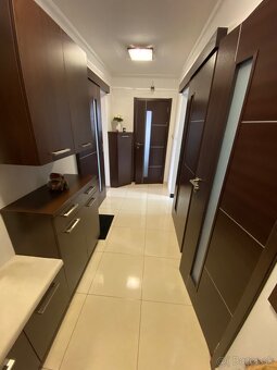Prenajom 2 izbovy byt s parkovacim miestom - 7