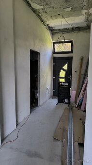 Obchodné ,prevádzkové a kancelárske priestory - 7