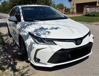 Toyota corolla hybrid - 7