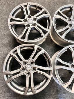 5x114,3 R17 originál alu disky Lexus + senzory - 7