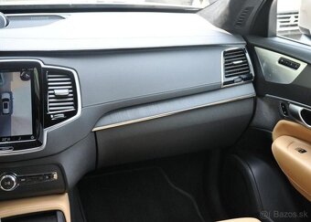 Volvo XC90 T8 AWD ULTIMATE BRIGHT Zadáno 228 kw - 7