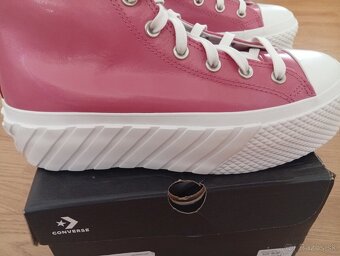 Dámske tenisky na platforme Converse - 7
