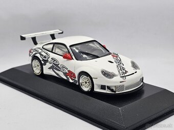Minichamps 1:43 Porsche 911 GT3 RSR 2003 Presentation car - 7