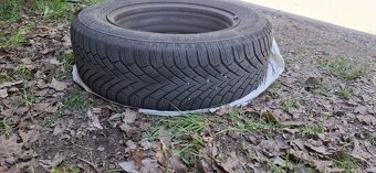 Predám zimné pneumatiky Continetal 195/65 R15 - 7