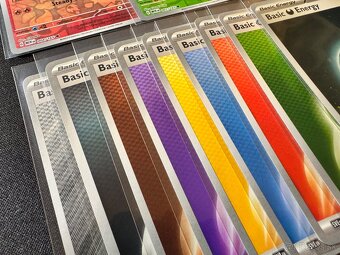 Pokemón MEGA balík (B): 100ks kariet v obaloch s EX + darček - 7