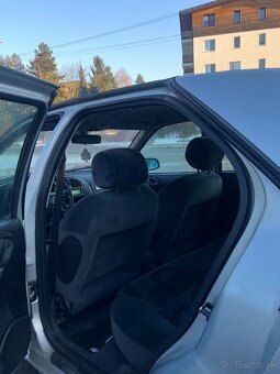 Citroën xsara hatchback 2.0 HDi 80 kW - 7