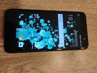 HTC U Play - 7