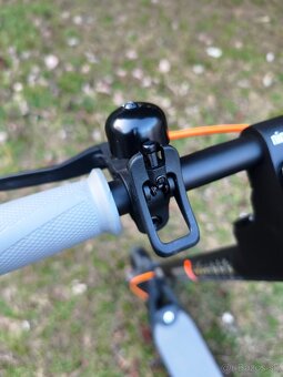 Ninebot Kickscooter F30E - 7