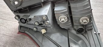 Zadné svetlo honda CRV - 7