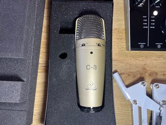 M-Audio BX5-D3, M-Audio M-Track 2x2M, Behringer C-3 - 7