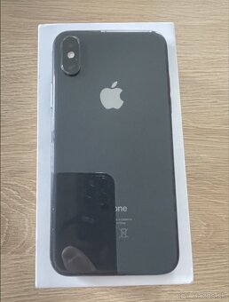 Predám veľmi zachovalý iPhone Xs s príslušenstvom. - 7