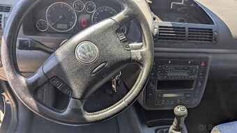 Predám VW Sharan 1.9TDI 96kw, r.v.2005, 7 miestny. - 7