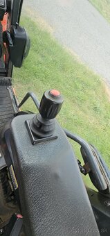 Kubota B3030 hydrostat - 7