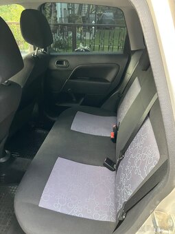 Ford fiesta 1.3 benzin - 7